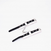 Бело-красные кожаные наручники - Crazy Handmade - купить с доставкой в Магнитогорске