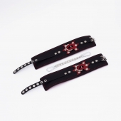 Черные кожаные оковы с красным декором и строчкой - Crazy Handmade - купить с доставкой в Магнитогорске