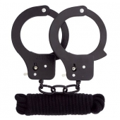 Чёрные наручники из листового металла в комплекте с веревкой BONDX METAL CUFFS LOVE ROPE SET - Dream Toys - купить с доставкой в Магнитогорске