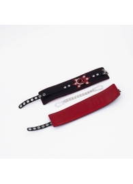 Черные кожаные оковы с красным декором и строчкой - Crazy Handmade - купить с доставкой в Магнитогорске