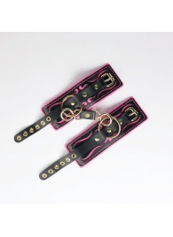 Черные кожаные наручники с розовой строчкой - Crazy Handmade - купить с доставкой в Магнитогорске