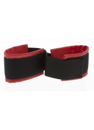 Полиуретановые манжеты для фиксации рук вместе Bound Together Wrist Restraints - Blush Novelties - купить с доставкой в Магнитогорске
