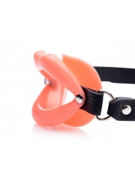 Кляп в форме губ Sissy Mouth Gag - XR Brands - купить с доставкой в Магнитогорске
