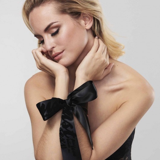 Черные ленты для связывания SILKY SENSUAL HANDCUFFS - Bijoux Indiscrets - купить с доставкой в Магнитогорске