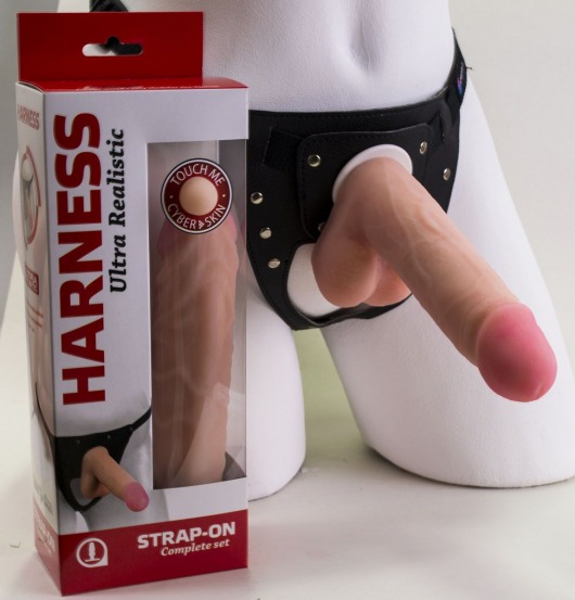 Страпон в подарочной упаковке: трусики с плугом и фаллоимитатор-насадка - 16 см. - LOVETOY (А-Полимер) - купить с доставкой в Магнитогорске