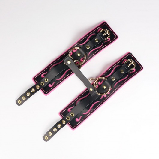 Черные кожаные оковы с розовой строчкой - Crazy Handmade - купить с доставкой в Магнитогорске